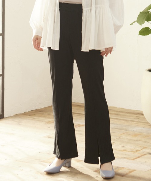 MATCH&more（マッチアンドモア）の「ランダムフレアスリットパンツ（その他パンツ・レディース・ブラウン/ブラック/グリーン・FREE）」の9枚目の写真