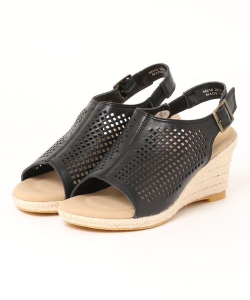 piedi nudi/ﾋﾟｴﾃﾞｨﾇｰﾃﾞｨ 本革 パンチング加工 サボ風サンダル