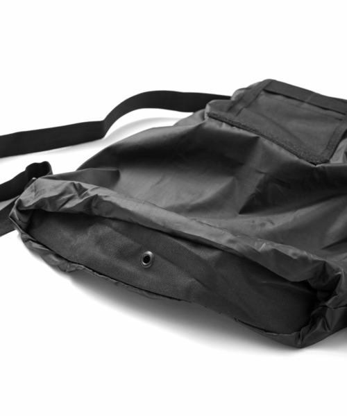 JACK & MARIE（ジャックアンドマリー）の「POSTGENERAL PACKABLE DRAWSTRING BAG (ポストジェネラル )（エコバッグ/サブバッグ・メンズ・ブラック/オリーブ/ブラウン系その他/ベージュ系その他・FREE）」の21枚目の写真