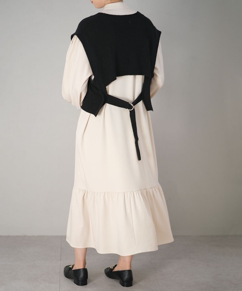 ＡＮＤＪ（アンドジェイ）の「バックベルトVネック綿混ニットベスト（ベスト・レディース・ブラウン/ブラック/ライトベージュ/カーキ・M）」の13枚目の写真