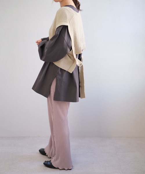 ＡＮＤＪ（アンドジェイ）の「バックベルトVネック綿混ニットベスト（ベスト・レディース・ブラウン/ブラック/ライトベージュ/カーキ・M）」の17枚目の写真