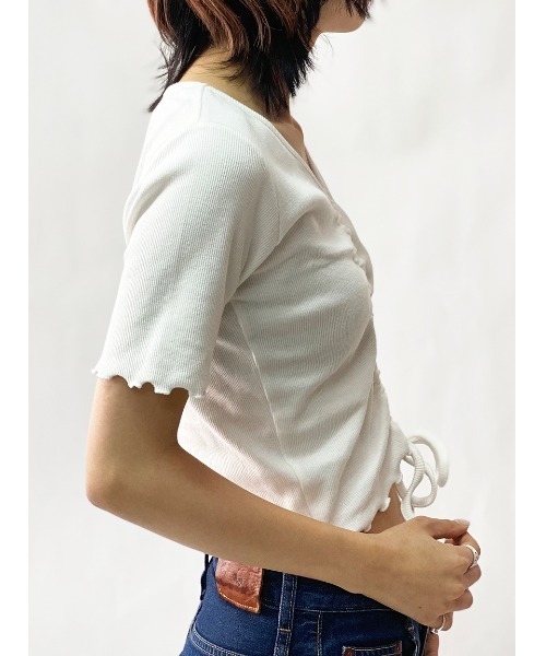 one way(ワンウェイ)の「【oneway】メロードロストトップス(Tシャツ/カットソー・レディース・ホワイト/ブラック/オレンジ/ライトグリーン/ダークグリーン/ライトブルー/パープル・FREE)」の9枚目の写真