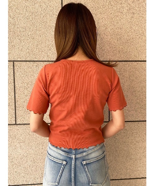 one way(ワンウェイ)の「【oneway】メロードロストトップス(Tシャツ/カットソー・レディース・ホワイト/ブラック/オレンジ/ライトグリーン/ダークグリーン/ライトブルー/パープル・FREE)」の15枚目の写真