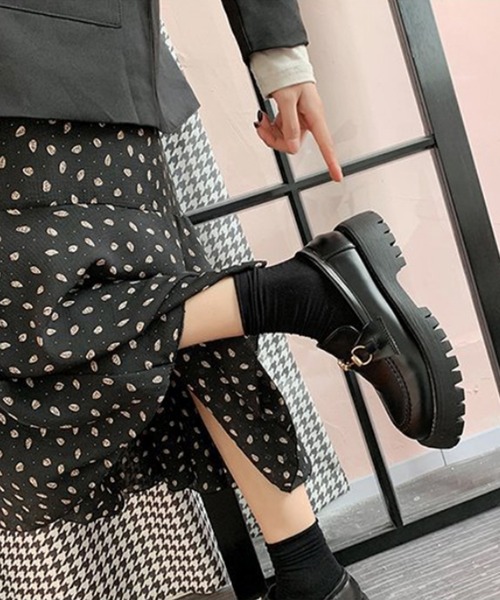 aimoha（アイモハ）の「レトロ風ローファー（ローファー・レディース・ブラック・24.0cm/23.5cm/23.0cm/24.5cm/25.0cm/22.5cm）」の17枚目の写真