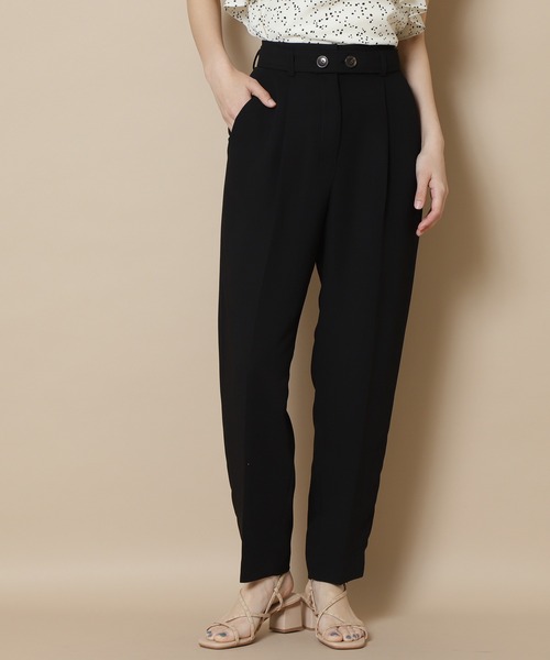 N.（N. Natural Beauty Basic）（エヌエヌナチュラルビューティーベーシック）の「◆ボタンディテールベルトタックパンツ（その他パンツ・レディース・ライトベージュ/イエロー/ブラック・MEDIUM）」の5枚目の写真