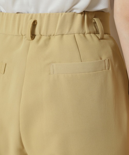 N.（N. Natural Beauty Basic）（エヌエヌナチュラルビューティーベーシック）の「◆ボタンディテールベルトタックパンツ（その他パンツ・レディース・ライトベージュ/イエロー/ブラック・MEDIUM）」の16枚目の写真