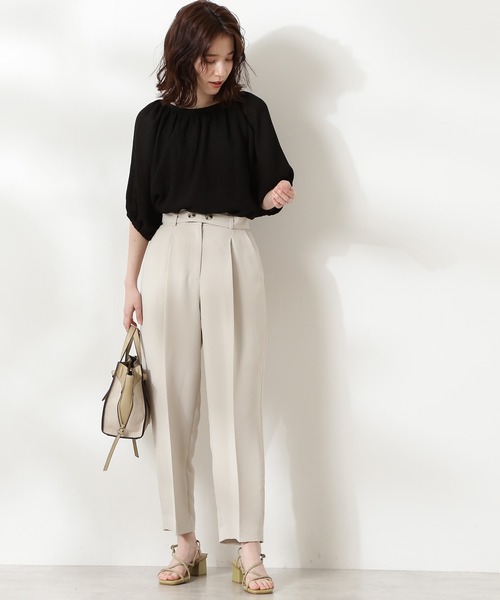 N.（N. Natural Beauty Basic）（エヌエヌナチュラルビューティーベーシック）の「◆ボタンディテールベルトタックパンツ（その他パンツ・レディース・ライトベージュ/イエロー/ブラック・MEDIUM）」の20枚目の写真