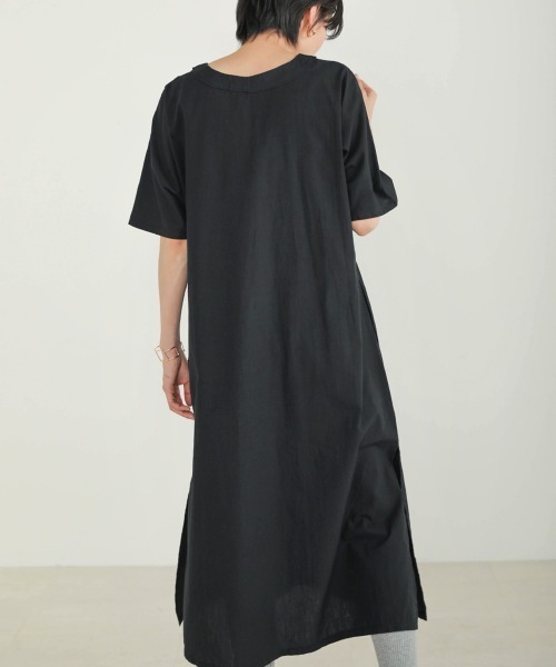 Bou Jeloud（ブージュルード）の「Vネックセンターラインサックワンピース（ワンピース・レディース・ブラック/ベージュ/アイボリー・FREE）」の18枚目の写真