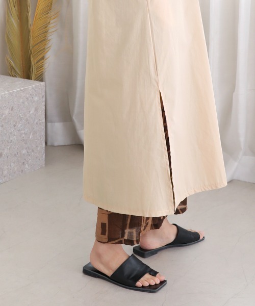 Bou Jeloud（ブージュルード）の「Vネックセンターラインサックワンピース（ワンピース・レディース・ブラック/ベージュ/アイボリー・FREE）」の8枚目の写真