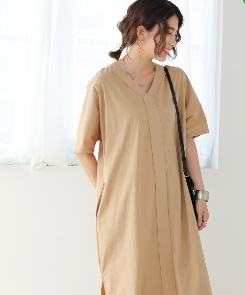 Bou Jeloud（ブージュルード）の「Vネックセンターラインサックワンピース（ワンピース・レディース・ブラック/ベージュ/アイボリー・FREE）」の12枚目の写真