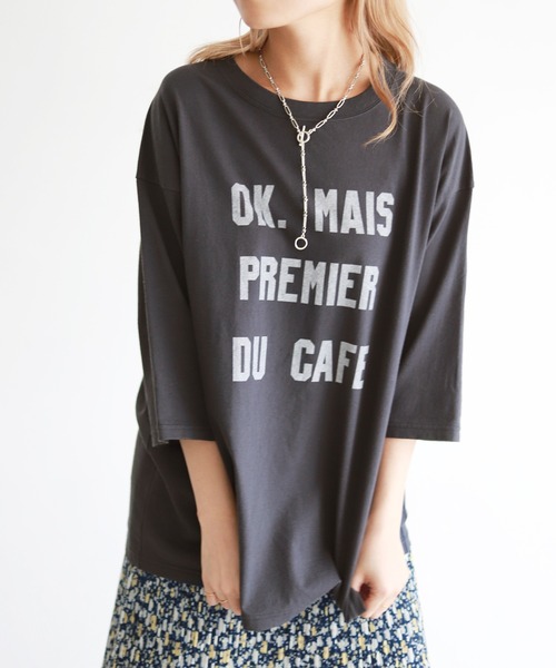 SLOBE IENA（スローブイエナ）の「OKグラフィックロゴBIGTシャツ【手洗い可能】◆（Tシャツ/カットソー・レディース・ホワイト/グレー・FREE）」の2枚目の写真