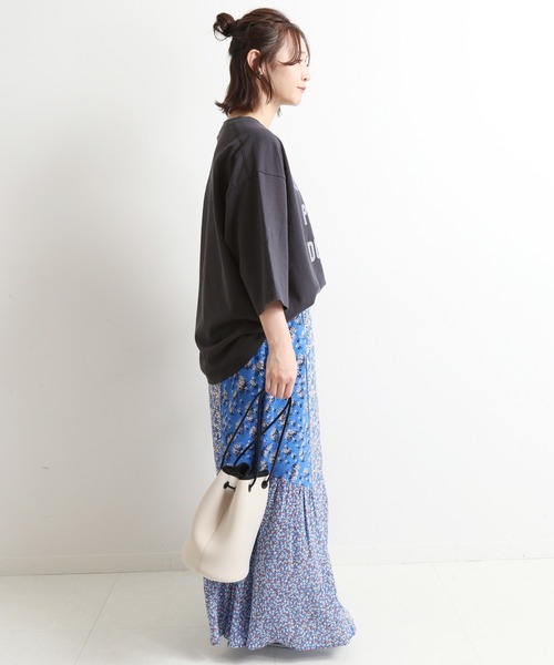 SLOBE IENA（スローブイエナ）の「OKグラフィックロゴBIGTシャツ【手洗い可能】◆（Tシャツ/カットソー・レディース・ホワイト/グレー・FREE）」の5枚目の写真