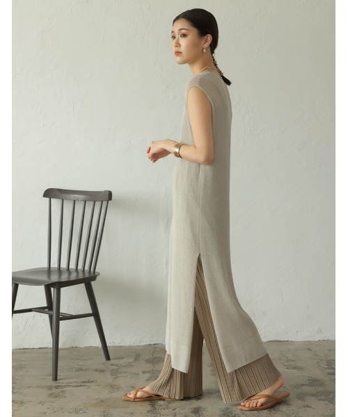 Re:EDIT(リエディ)の「マットボドレープリーツキックフレアパンツ(その他パンツ・レディース・ベージュ/ブルーグリーン/ブラック/オフホワイト・AS/BM/LARGE/SMALL/AM/BS/MEDIUM)」の6枚目の写真