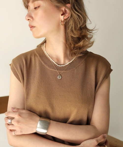 Bab（バブ）の「【WEB限定】コインモチーフパールネックレス（ネックレス・レディース・ゴールド/シルバー・ONESIZE）」の3枚目の写真