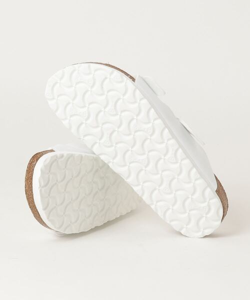 BIRKENSTOCK（ビルケンシュトック）の「BIRKENSTOCK/ビルケンシュトック ARIZONA BF/アリゾナ ビルコフロー（サンダル・レディース・ホワイト・24cm/24.5cm/23cm/26cm/26.5cm/27cm）」の3枚目の写真