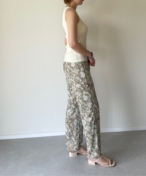 y/m by misato（イムバイミサト）の「カットリブアメスリタンクトップ（タンクトップ・レディース・ブラック/ベージュ/オフホワイト・FREE）」の13枚目の写真