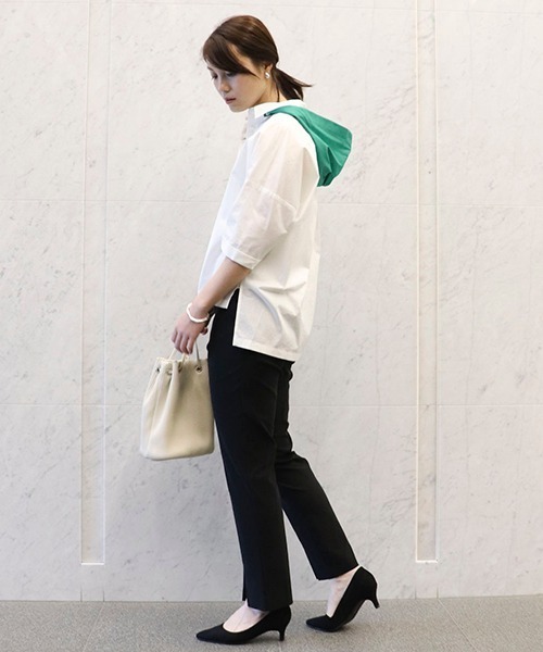 COMME CA ISM（コムサイズム）の「フード付き　五分袖シャツ（シャツ/ブラウス・レディース・ホワイト/ブラック/レッド/グリーン/ブルー・FREE）」の17枚目の写真