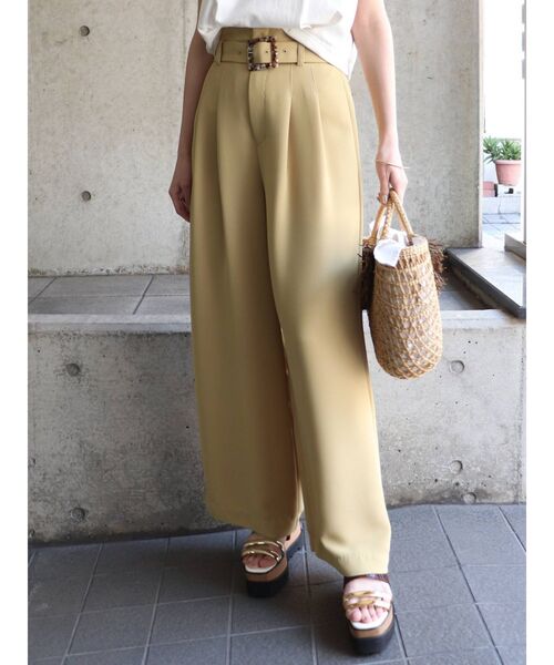 MURUA(ムルーア)の「ハイウエストタックワイドパンツ(その他パンツ・レディース・グレー/イエロー/アイボリー・1/2)」の21枚目の写真