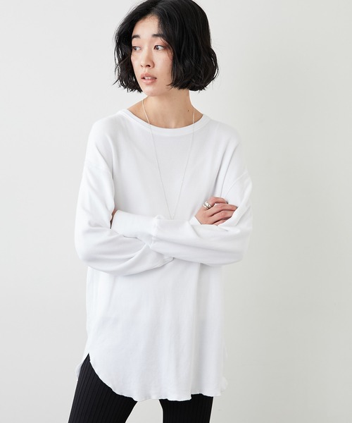 Whim Gazette(ウィムガゼット)の「オーガニックジャージープルオーバー(Tシャツ/カットソー・レディース・オフホワイト/チャコールグレー・FREE)」の1枚目の写真
