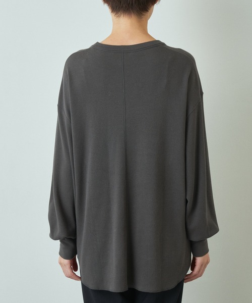 Whim Gazette(ウィムガゼット)の「オーガニックジャージープルオーバー(Tシャツ/カットソー・レディース・オフホワイト/チャコールグレー・FREE)」の9枚目の写真