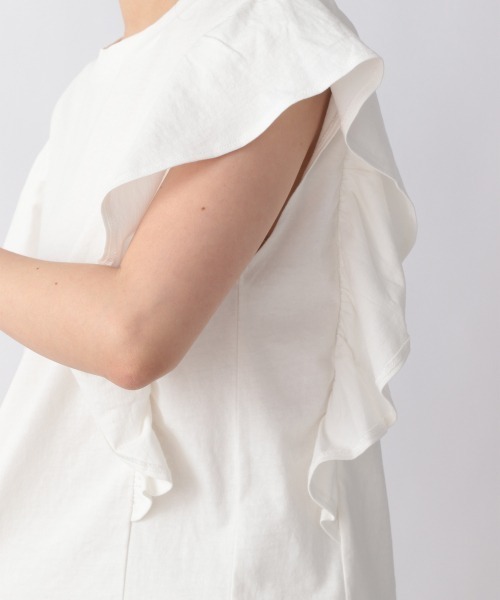 LOWRYS FARM（ローリーズファーム）の「スラブソデフリルＳＳ　956915（Tシャツ/カットソー・レディース・アイボリー/ブラック/ベージュ/グリーン・FREE）」の12枚目の写真