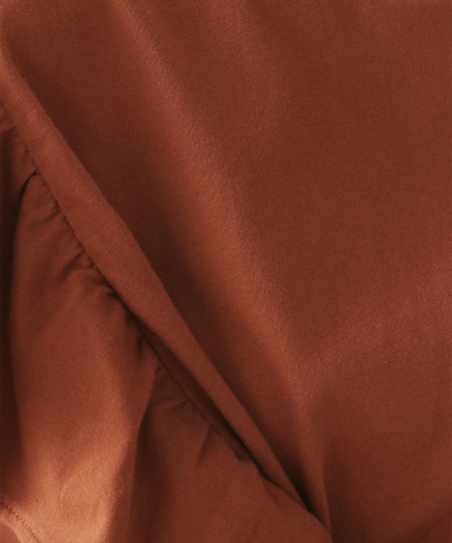 LOWRYS FARM（ローリーズファーム）の「スラブソデフリルＳＳ　956915（Tシャツ/カットソー・レディース・アイボリー/ブラック/ベージュ/グリーン・FREE）」の17枚目の写真