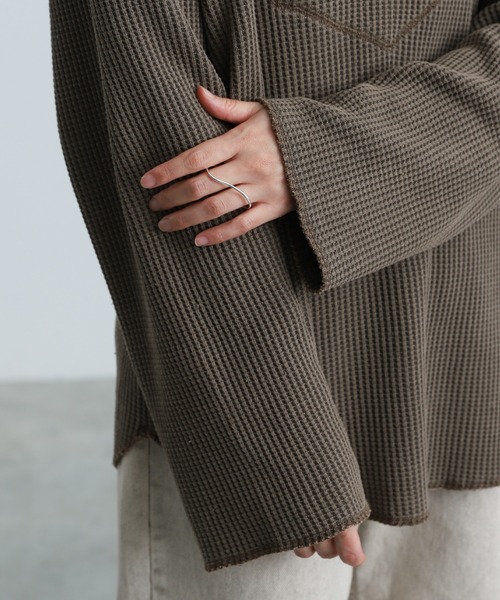 select MOCA（セレクトモカ）の「2021 AW ウェーブダブルリング（リング・レディース・シルバー/ゴールド・FREE）」の8枚目の写真