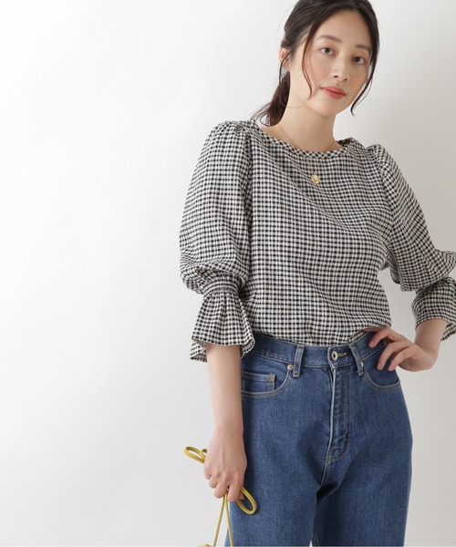 NATURAL BEAUTY BASIC(ナチュラルビューティーベーシック)の「シャーリングカットソー(Tシャツ/カットソー・レディース・ネイビー/オフホワイト/ホワイト系その他・MEDIUM)」の8枚目の写真