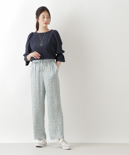 NATURAL BEAUTY BASIC(ナチュラルビューティーベーシック)の「シャーリングカットソー(Tシャツ/カットソー・レディース・ネイビー/オフホワイト/ホワイト系その他・MEDIUM)」の19枚目の写真