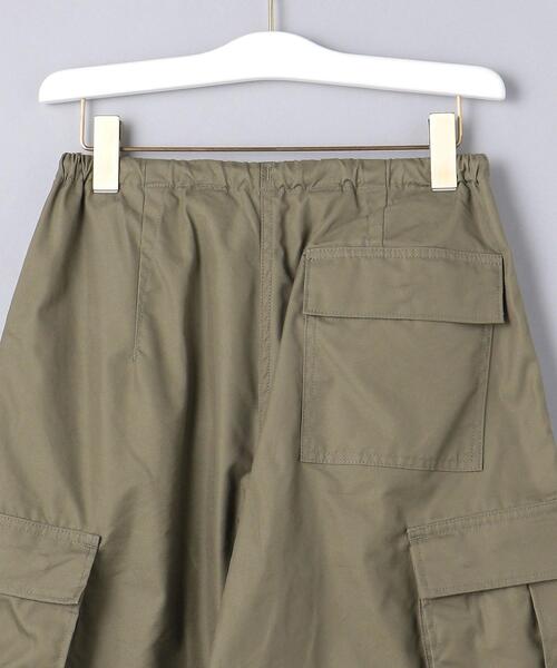 HYKE（ハイク）の「＜HYKE（ハイク）＞M51 TYPE SHELL パンツ ■■■★（その他パンツ・レディース・オリーブ・1/2）」の4枚目の写真