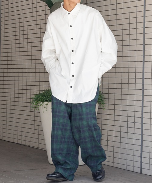 kutir（クティール）の「ボタンデザインシャツ（シャツ/ブラウス・メンズ・ホワイト/ブラック・MEDIUM/LARGE）」の11枚目の写真