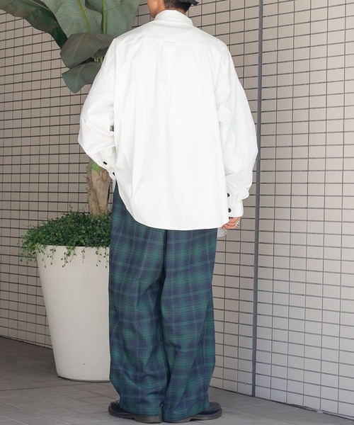 kutir（クティール）の「ボタンデザインシャツ（シャツ/ブラウス・メンズ・ホワイト/ブラック・MEDIUM/LARGE）」の3枚目の写真