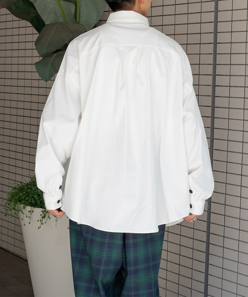 kutir（クティール）の「ボタンデザインシャツ（シャツ/ブラウス・メンズ・ホワイト/ブラック・MEDIUM/LARGE）」の18枚目の写真