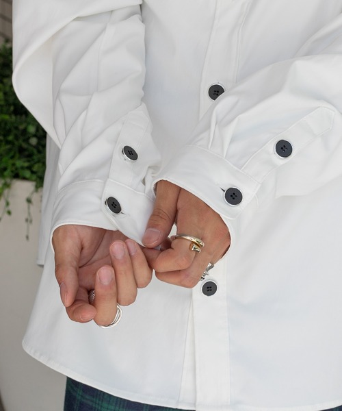 kutir（クティール）の「ボタンデザインシャツ（シャツ/ブラウス・メンズ・ホワイト/ブラック・MEDIUM/LARGE）」の12枚目の写真