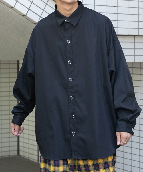 kutir（クティール）の「ボタンデザインシャツ（シャツ/ブラウス・メンズ・ホワイト/ブラック・MEDIUM/LARGE）」の21枚目の写真