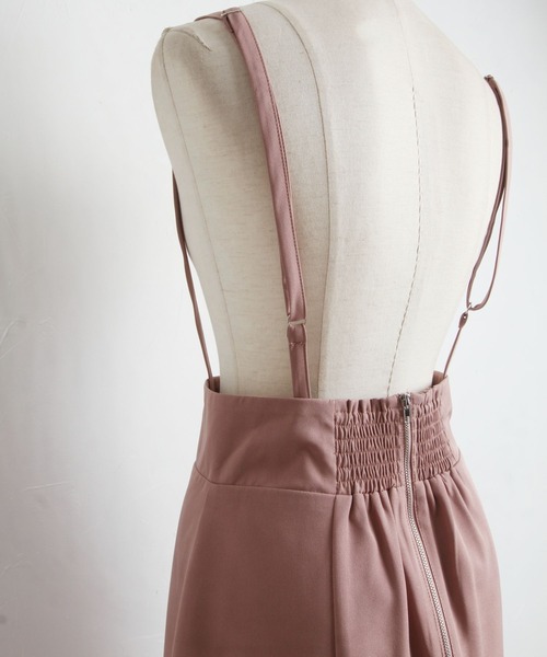 tocco closet（トッコ　クローゼット）の「取り外し可能なサスペンダー付きクリアビジュー装飾タイトスカート（スカート・レディース・ブラック/ピンク系その他・M）」の11枚目の写真