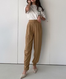 カラータックギャザーテーパードパンツ