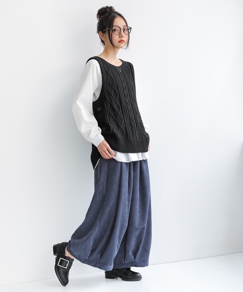 osharewalker（オシャレウォーカー）の「『タックボリュームコーデュロイパンツ』（その他パンツ・レディース・スミクロ/グレイッシュブルー/ベージュ/ライトグレー/カーキ・FREE）」の8枚目の写真