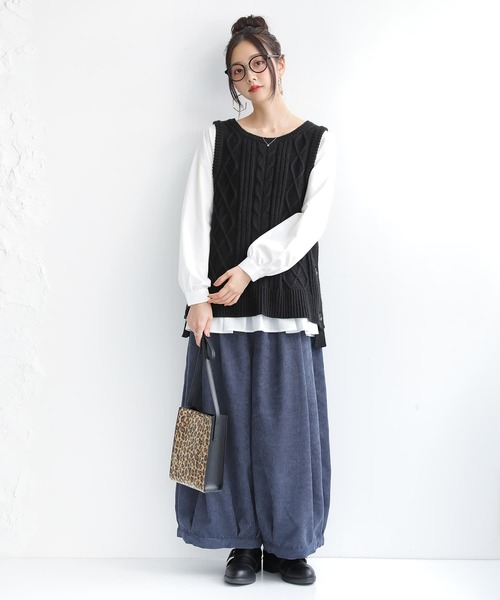 osharewalker（オシャレウォーカー）の「『タックボリュームコーデュロイパンツ』（その他パンツ・レディース・スミクロ/グレイッシュブルー/ベージュ/ライトグレー/カーキ・FREE）」の9枚目の写真