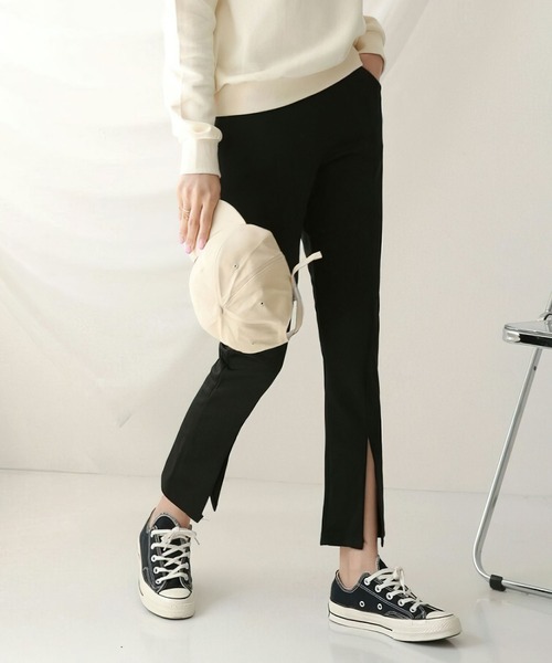 me+em select（ミームセレクト）の「フロントスリットアンクルカラーパンツ（その他パンツ・レディース・ブラック/アイボリー/レッド・LARGE/SMALL/X-LARGE/MEDIUM）」の7枚目の写真