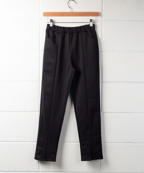 me+em select（ミームセレクト）の「フロントスリットアンクルカラーパンツ（その他パンツ・レディース・ブラック/アイボリー/レッド・LARGE/SMALL/X-LARGE/MEDIUM）」の12枚目の写真