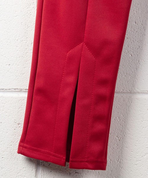 me+em select（ミームセレクト）の「フロントスリットアンクルカラーパンツ（その他パンツ・レディース・ブラック/アイボリー/レッド・LARGE/SMALL/X-LARGE/MEDIUM）」の6枚目の写真