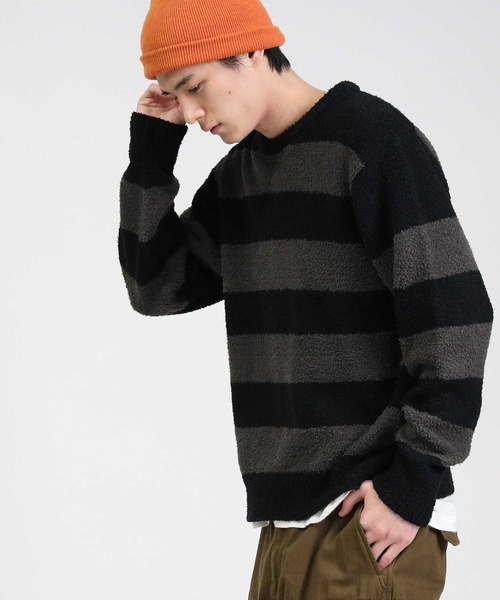 Right-on(ライトオン)の「フェザーモールクルー(ニット/セーター・メンズ・ベージュ/ブラック×グレー/オフホワイト/ケリー/グリーン/ブラック・L/XL/M)」の3枚目の写真