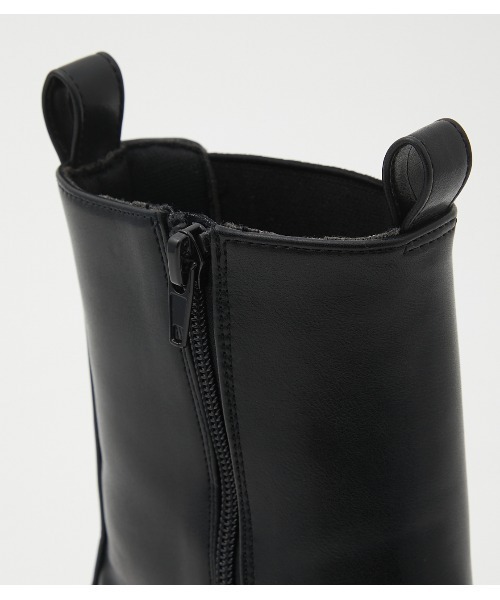 AZUL by moussy(アズールバイマウジー)の「TRACK SOLE CHELSEA BOOTS/トラックソールチェルシーブーツ(ブーツ・レディース・ブラック/ライトカーキ・LARGE/MEDIUM/SMALL)」の7枚目の写真