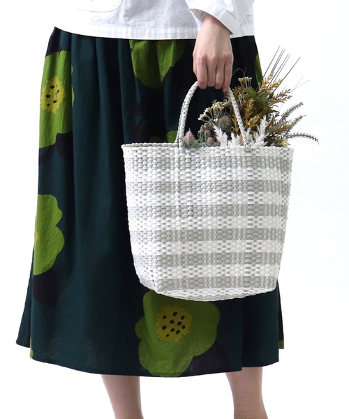 salle de bal（サルデバル）の「salle de bal / サルデバル メルカドバッグ　マルシェバッグ お買い物バッグ メッシュバッグ（かごバッグ・レディース・ブラック/グレー/オレンジ/ライトグリーン・FREE）」の3枚目の写真