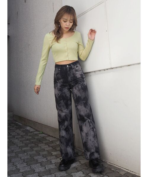 EVRIS(エヴリス)の「ドットボタンリブロンTEE(Tシャツ/カットソー・レディース・グリーン/ブラック/アイボリー・FREE)」の5枚目の写真