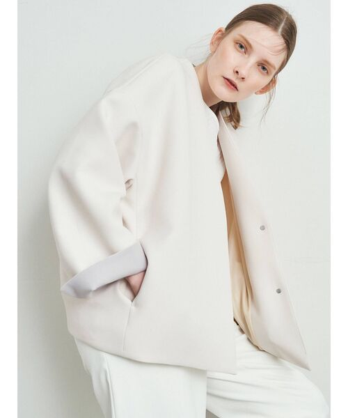 ELENDEEK（エレンディーク）の「フォルムショートコート（ステンカラー