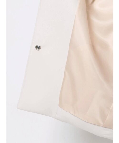 ELENDEEK(エレンディーク)の「フォルムショートコート(ステンカラーコート・レディース・ブラック/ライトベージュ/ベージュ・FREE)」の20枚目の写真