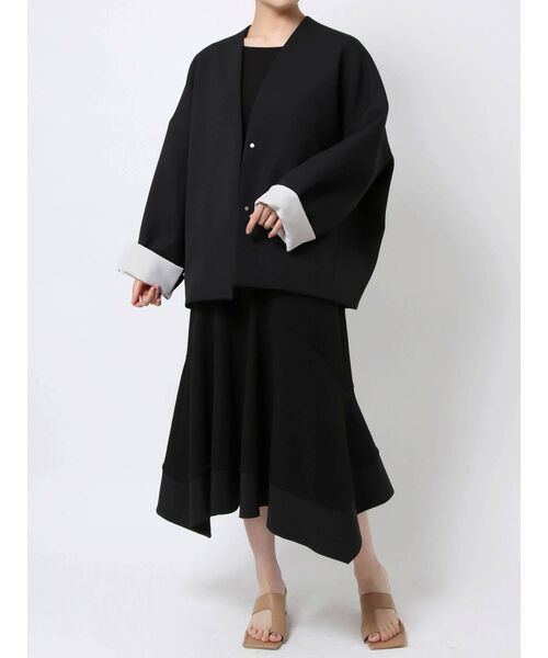 新品タグ付き❣️エレンディーク フォルムショートコート ブラック ELENDEEK（エレンディーク） ノーカラーコート コート フォルム