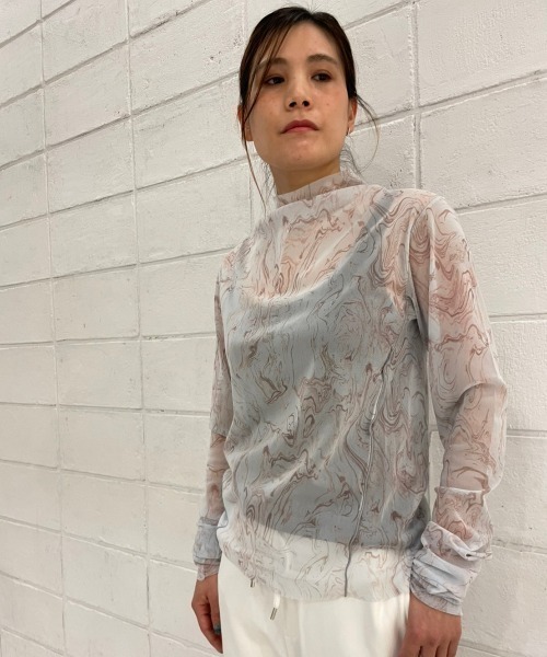 MARECHAL TERRE（マルシャルテル）の「MARECHAL TERRE（マルシャルテル) パターンメッシュチュールトップス/ZMT222CT106（Tシャツ/カットソー・レディース・グリーン/ピンク・2）」の6枚目の写真
